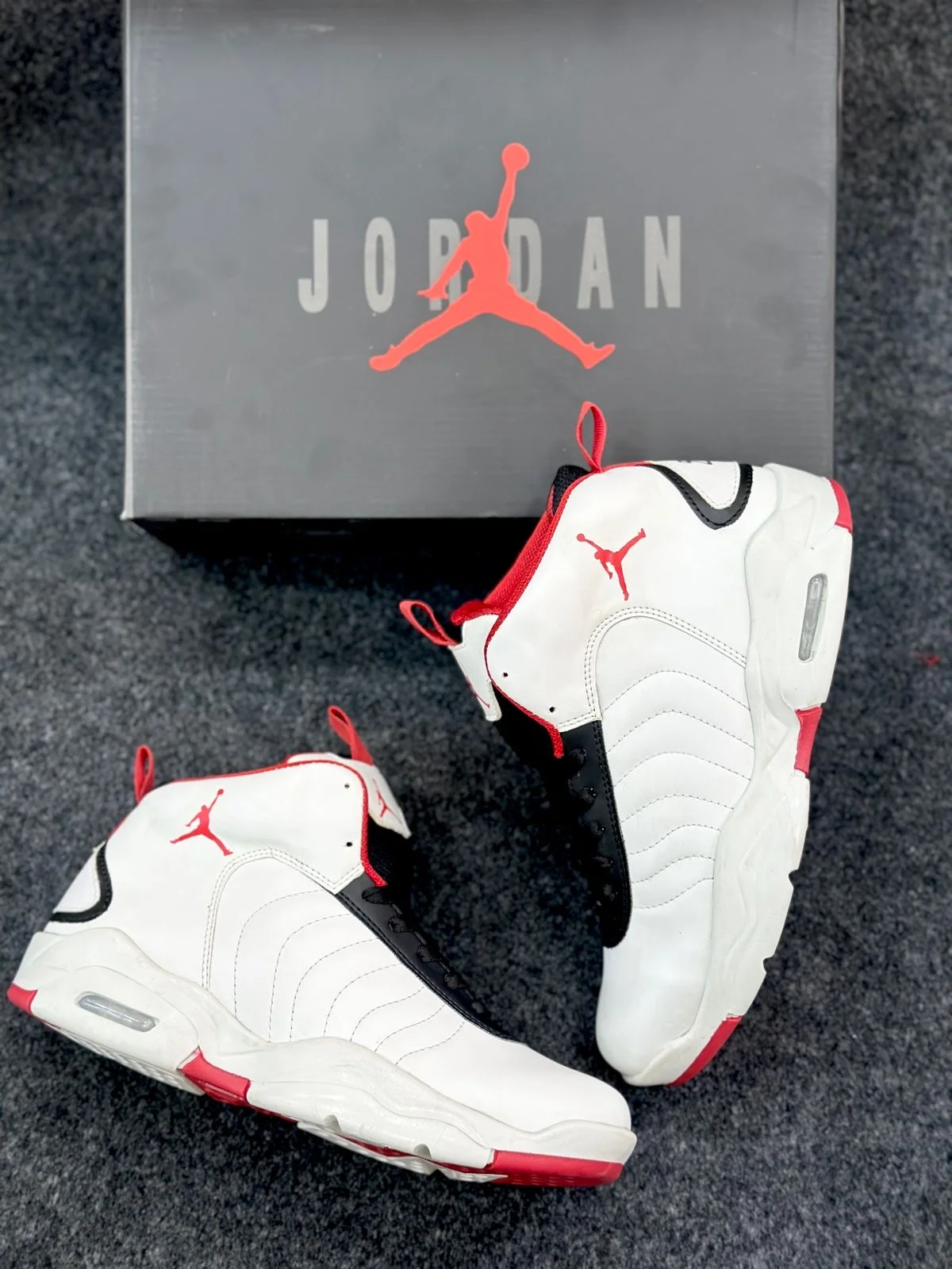 AIR JORDAN FLY (View 6)