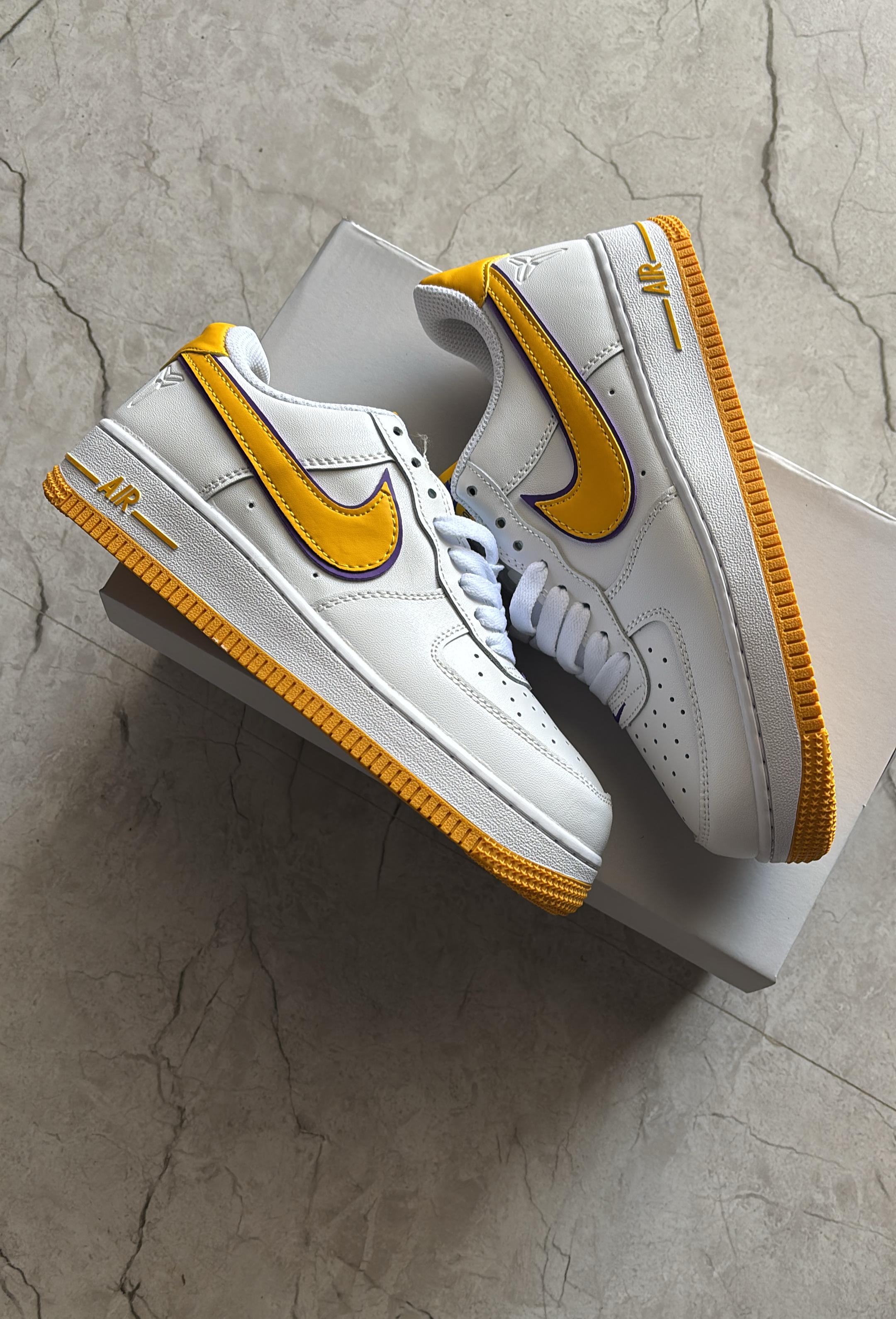 Nike Airforce originals (white-yellow)
