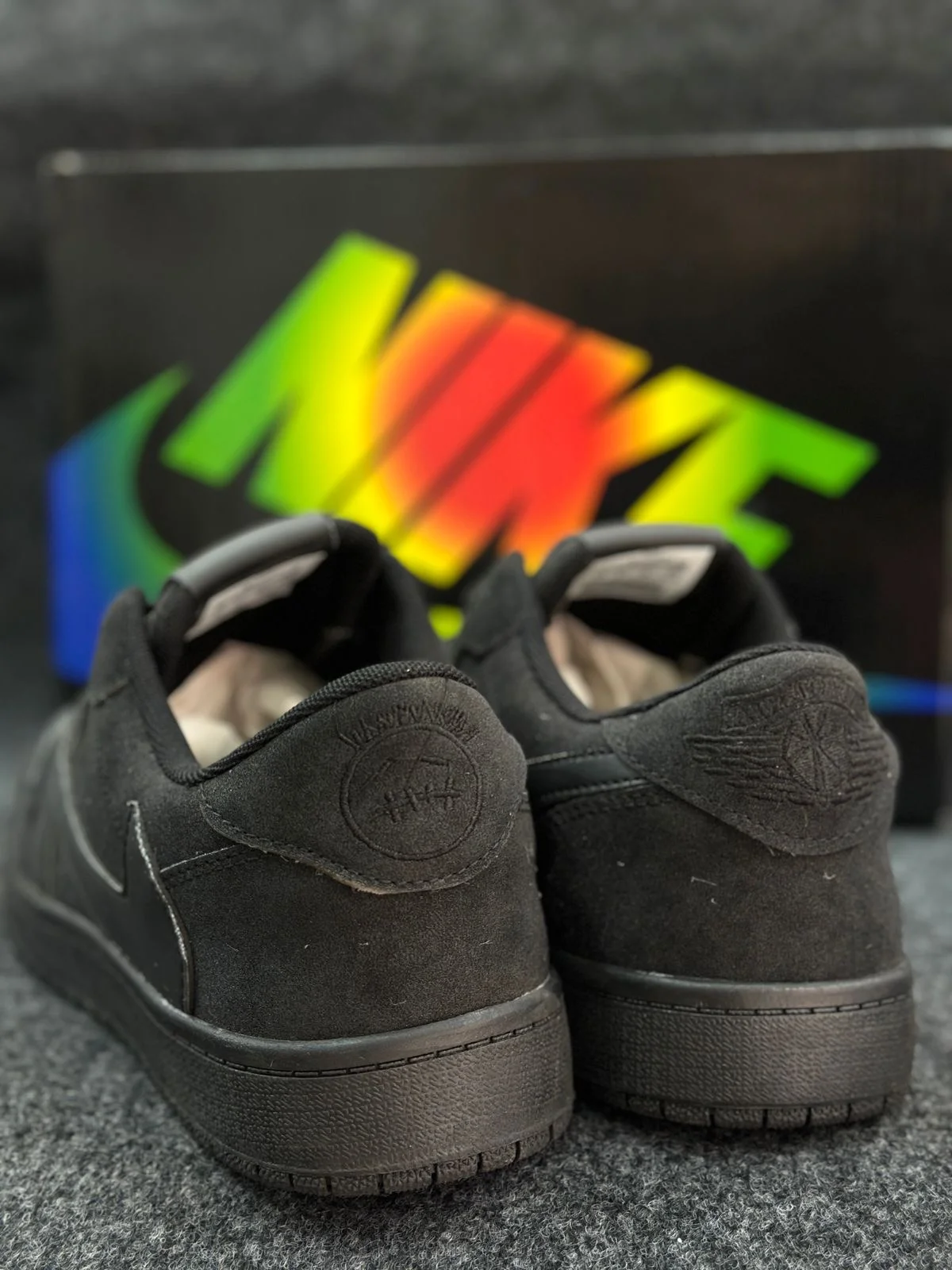 TRAVIS SCOTT LOW (View 3)